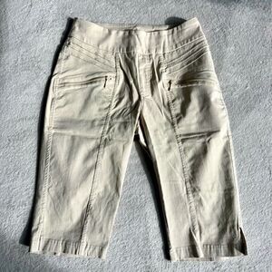 GG Blue Women’s Tan Slim Bermuda Golf Shorts